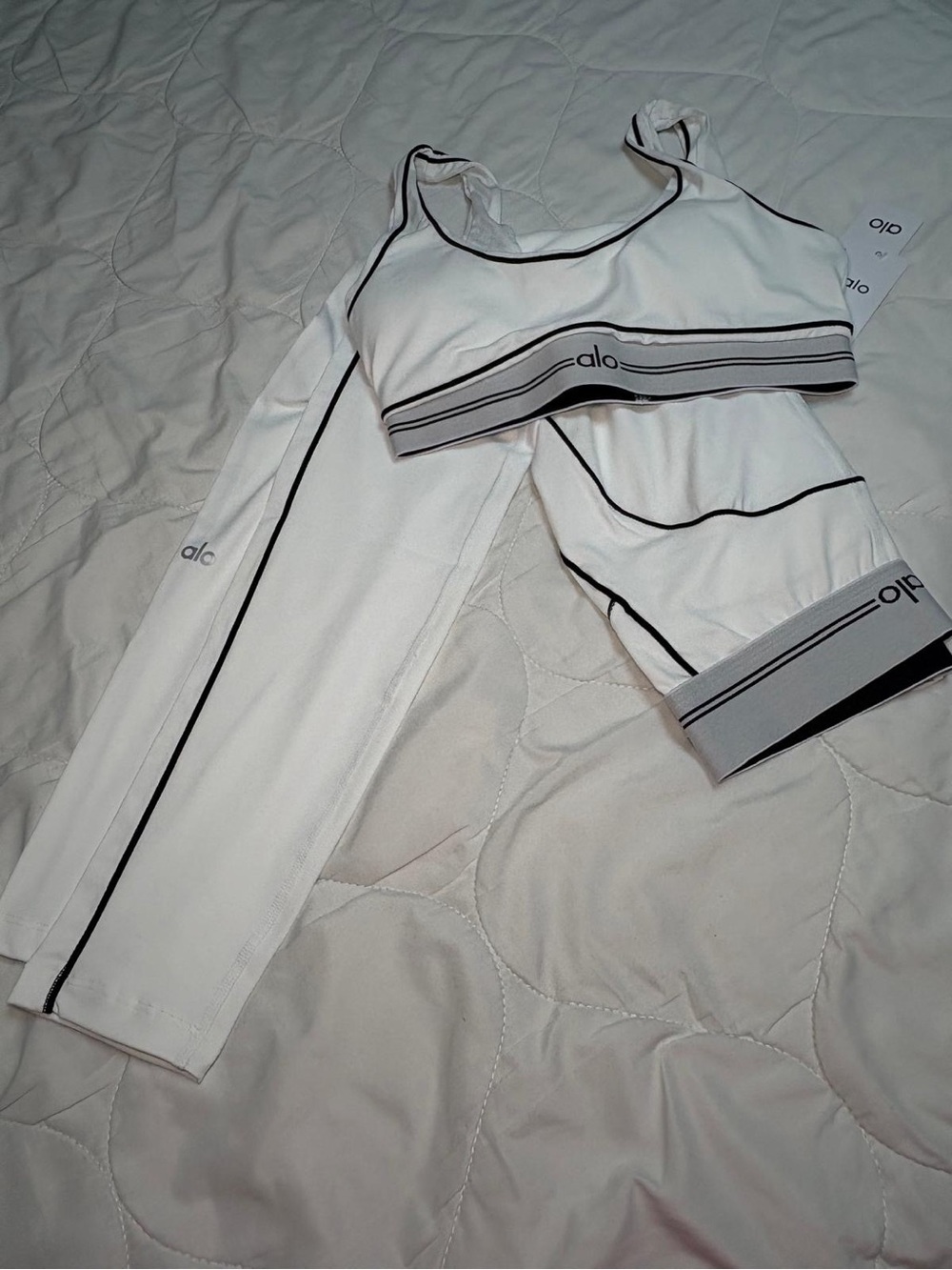 ALO Yoga White Sports Bra with Black Piping